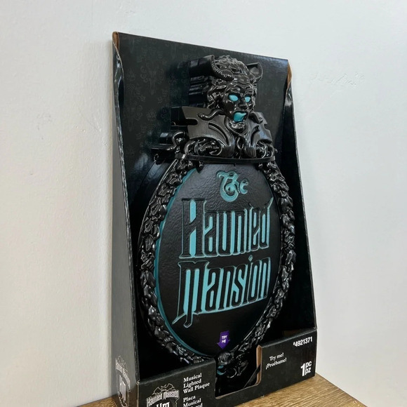 New Disney Haunted Mansion Logo Magical Light up Wall Plaque Halloween M… - Picture 3 of 7